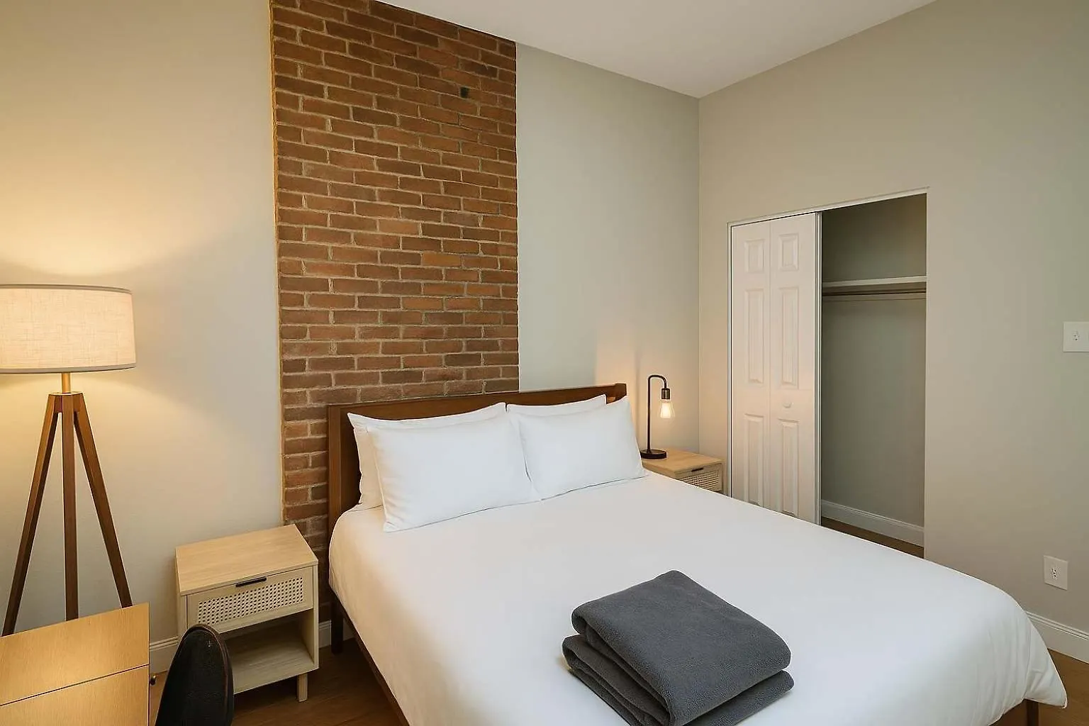 Soulard Reunion Spot 2Br With Balcony & Parking Apartment Saint Louis